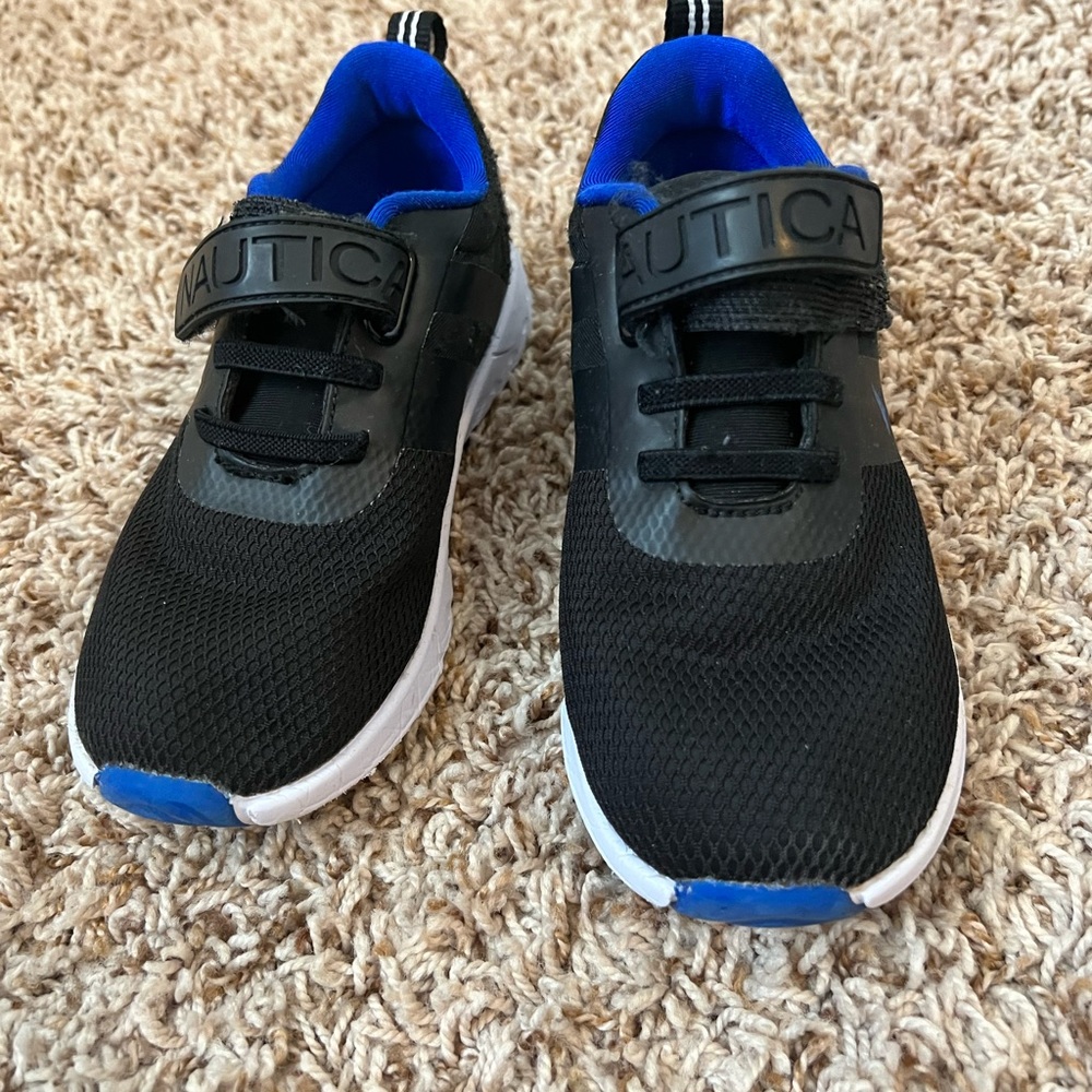 Nautica boy sneakers in size 12